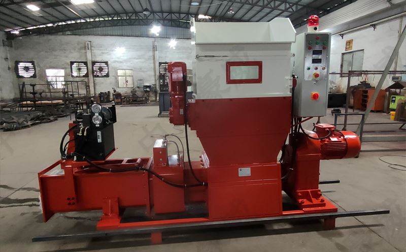 大型EPS泡沫壓實(shí)機(jī)